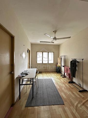 Flat PKNS Seksyen 7 Shah Alam 1