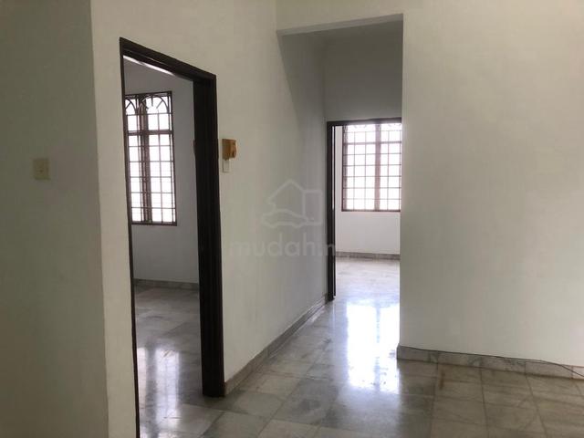 USJ 20 Double Storey Terace House Gated 1800sf Near Taipan For Sale 3