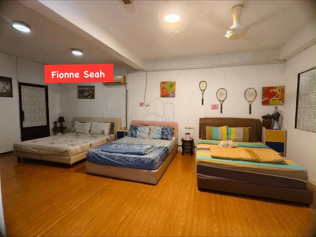 2 storey for rent at Georgetown suitable for hostel 1