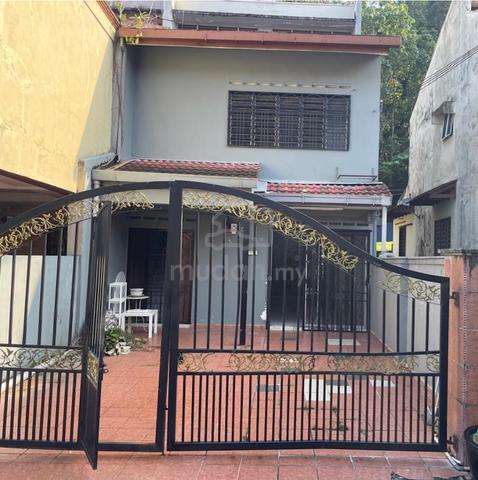 2-Storey End Lot Terraced House - Jalan J, Taman Melawati 1
