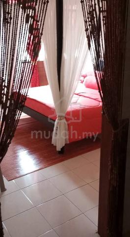 spacious fully furnished room for rent 1