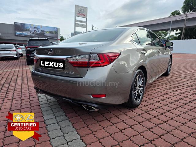 2017 Lexus ES250 LUXURY+ FREE 1YR WARRANTY+SERVICE - 3