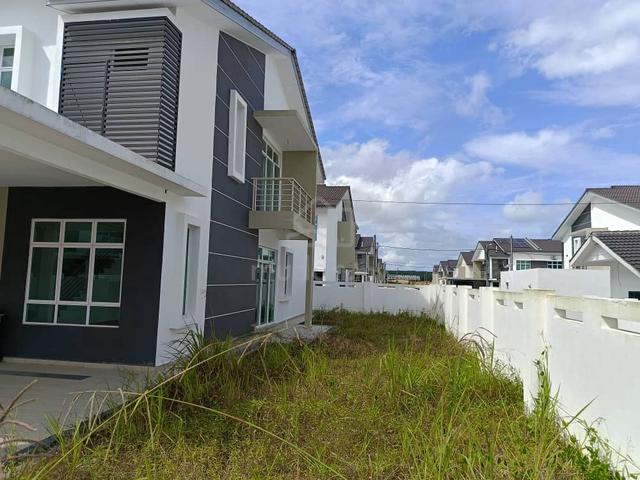 Bandar Layangkasa @ Pasir Gudang, Double Storey Endlot 22x70+20ft land 2