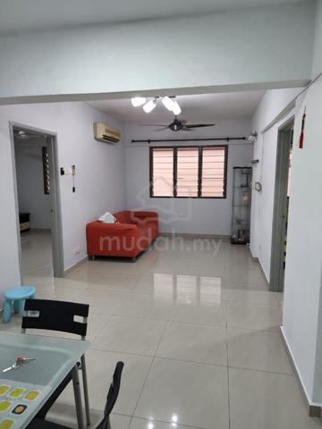 Aman Putra Apartment 1