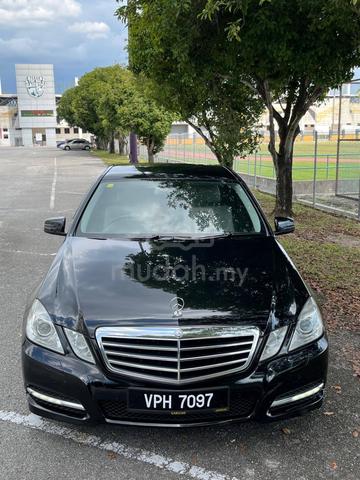 2012 Mercedes Benz E200 CGI BlueEFCY W212B - 2
