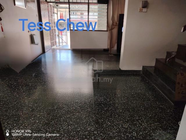 2 Storey Terraced at Solok Tebagan, Greenlane Penang. For Sale 1
