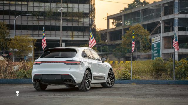 2024 Porsche Macan T 2.0L Japan - 2