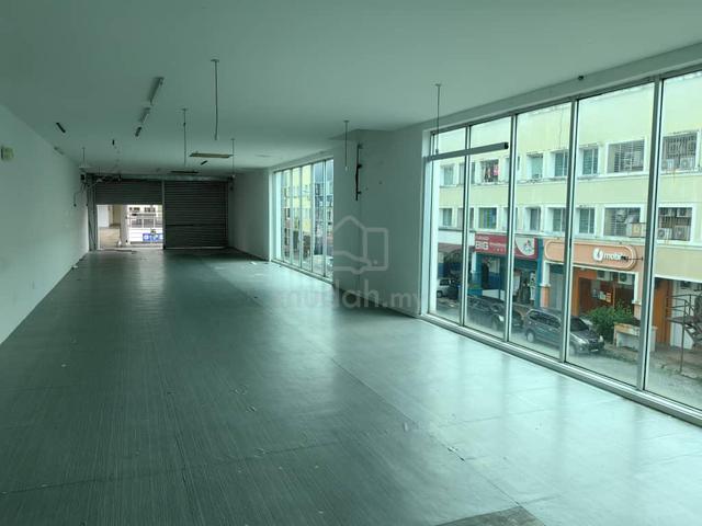 Akademik Suites Shoplot Corner Lot ( First Floor) For Rent 1
