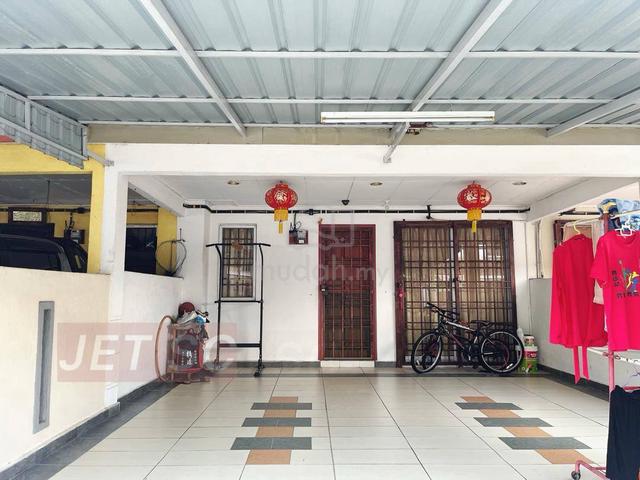 Bandar Saujana Putra Jenjarom 18x55 Double Storey House 1