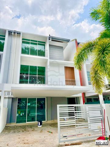 Brand New!! 26x75 6R6B Delora Bukit Raja 2.5Sty House Klang 1