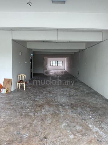 [1st & 2nd Floor] 3 sty Intermediate shop Vista Valley Semenyih RENT 1