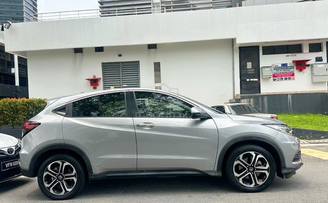 Ori 26k km 2020 Honda HR-V 1.8 V FACELIFT - 3