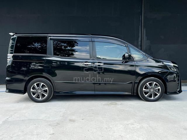 YR 2020 Toyota VOXY 2.0 ZS KIRAMEKI II (A) - 5