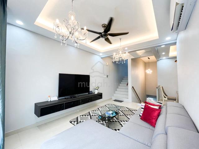 Below MV ,Full Furnished Crescent Park Town Villa  Bukit Mahkota Bangi 1