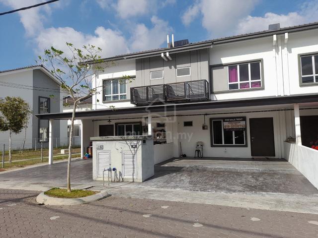NON BUMI LOT + FREE SPA Double Storey Rentak LBS Alam Perdana 1