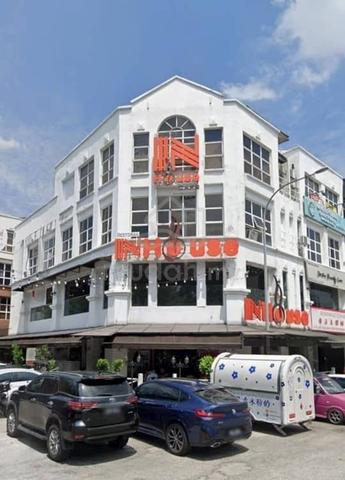 HOT! Prime ShopLot/ Office! Crowded High Traffic! Bandar Puchong Jaya 1