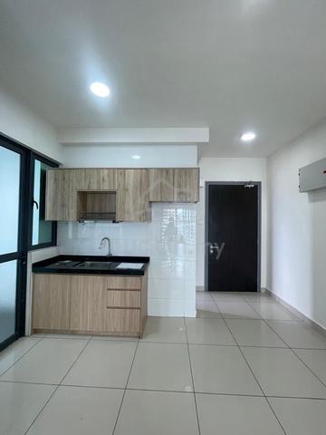KL Traders Square Residences 1