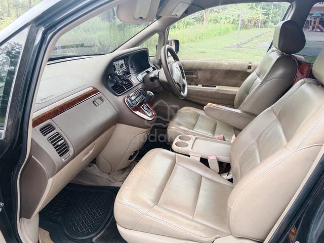 Honda Odyssey 2253cc.
 RA6 - 4