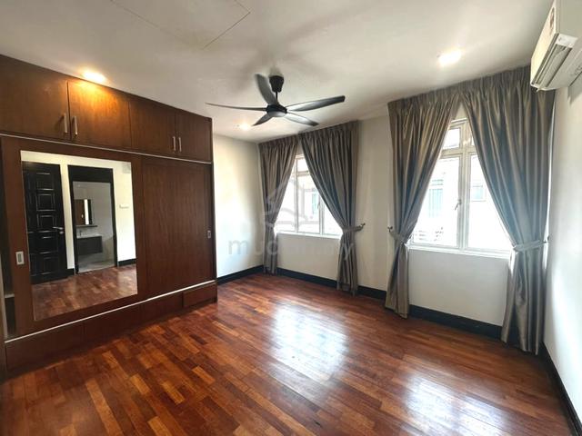 Levenue Dase parkcity ,semi-d 1