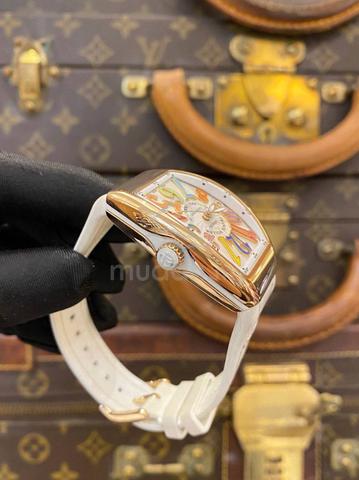 Carousel Image