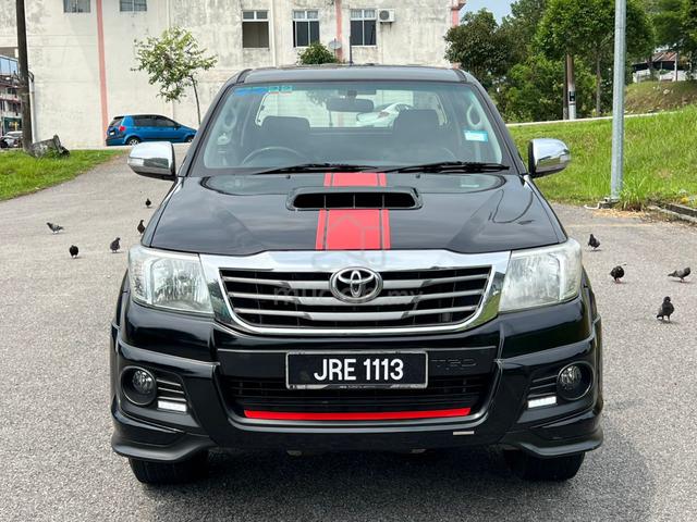 2015 Toyota HILUX 2.5 TRD SPORTIVO (A) - 5