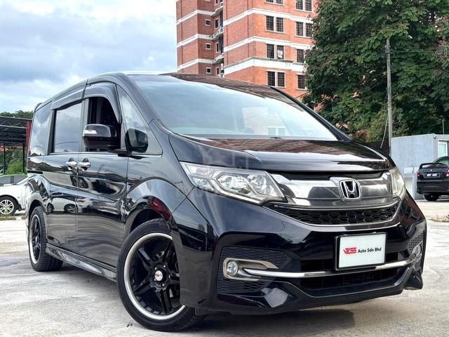 Honda STEPWAGON 1.5 SPADA RP3 F/LOAN RS TURBO TC-P - 1