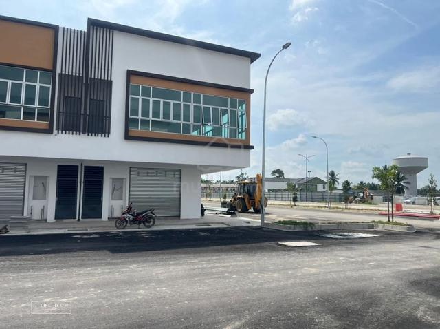 Hot Area🔥MAINROAD 2 Sty Shop Lot!Jenjarom Scientex Klang New For Rent 1