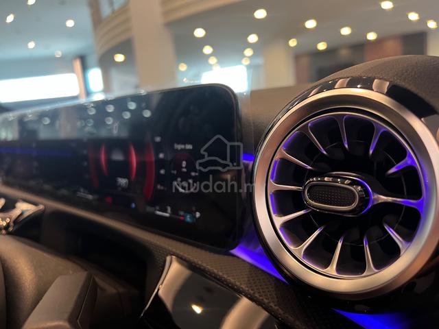 **REBATE 50K**2025 Mercedes Benz A 200 - 4