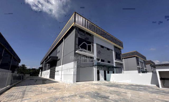 ETP KIIP JENJAROM new Factory semi d factory for rent 1