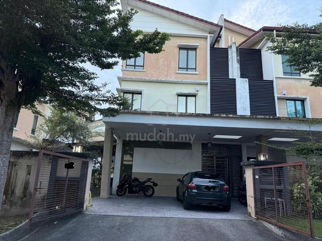 Taman Tropika 2 Bangi Semi-D (Reno) 1