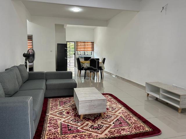 Rare Unit! Ground Floor Townhouse Fully Furnished! Intake January 2027 1