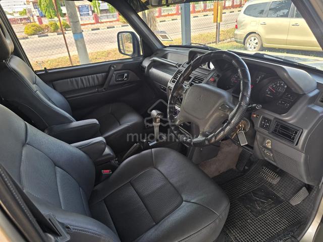 1996 Mitsubishi PAJERO 3.5 (A) - 4
