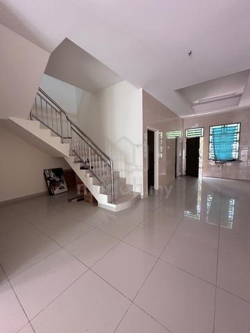 2 storey terrace Tingkat Kampung Bukit , Prestige Heights, Bayan Lepas 1