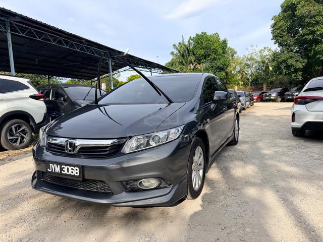 Honda CIVIC 1.8 S FB Modulo(A)-13 - 5