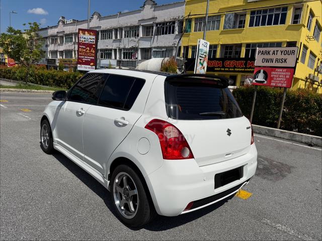 2012 Suzuki SWIFT 1.5 GLX FACELIFT (A) - 2
