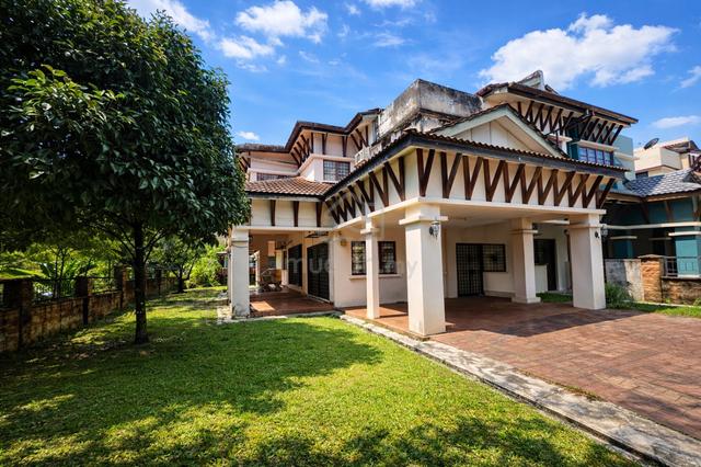 2 Storey Bukit Jelutong Corner Lot Good Deal 1