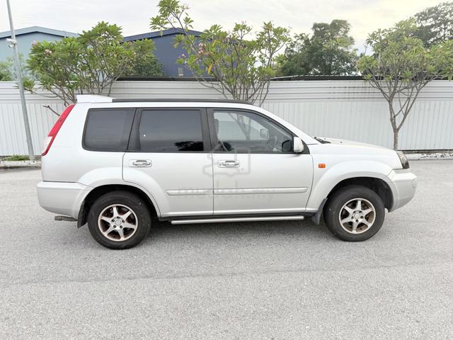 2004 Nissan X-TRAIL 2.0 LUXURY (A) TIP TOP NEGO - 3