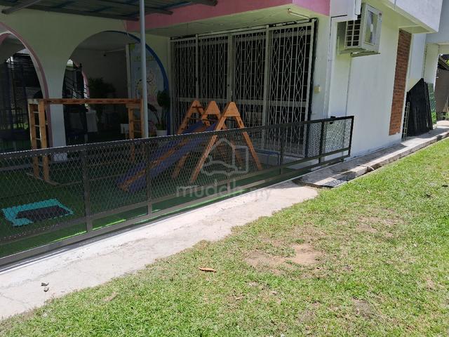 Carousel Image