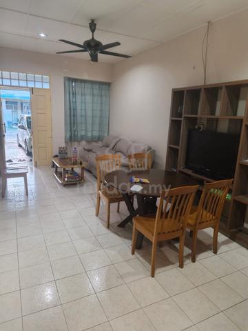 Taman Megah Jaya House For Sale | 3 Bedrooms | Rear Extended 1