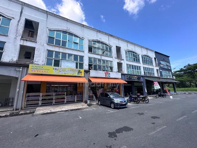 Hidden Gem, Super Cheap 3 Storey Shoplot @ Jalan Bako, Kuching. 1