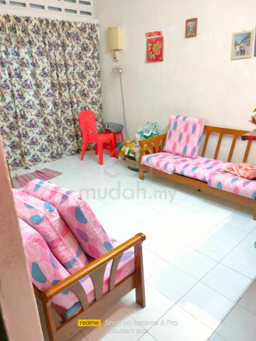 Room to let Taman Mustaffar Shah Air Keroh Melaka 1