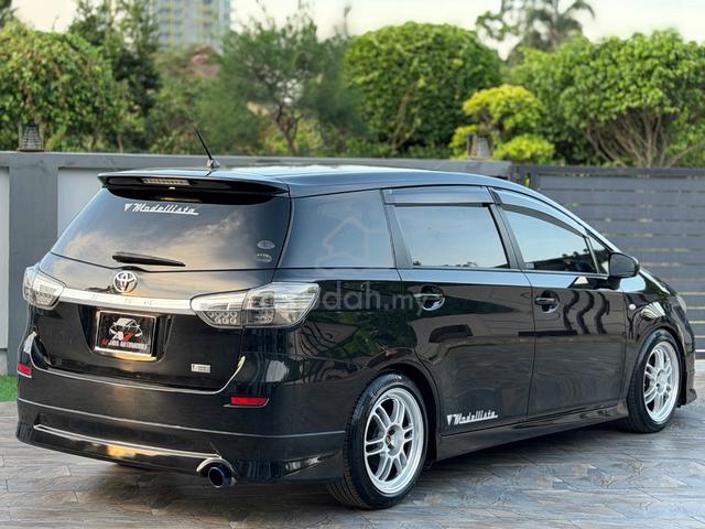 2010 Toyota WISH 1.8 X TIPTRONIC A/M (A) - 4