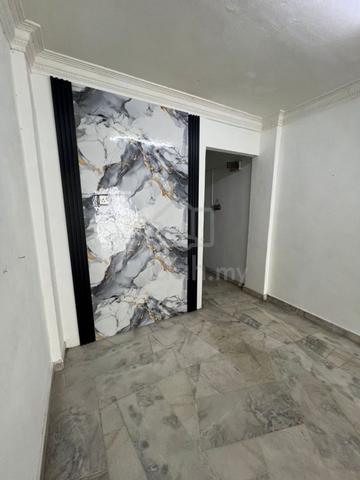 Teratai Mewah Apartment Block 4 & 6 1