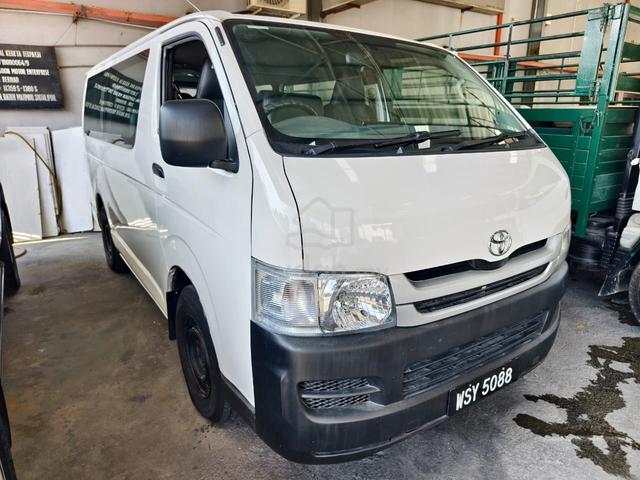 2009 TOYOTA HIACE 2.5 (M) WINDOW VAN tip top condi - 2