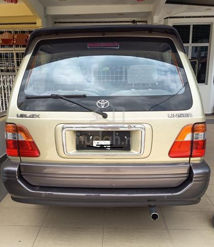 2004 Toyota UNSER 1.8 LGX (A) - 2