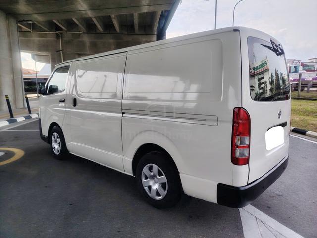 Ori 2017 Toyota Hiace 2.5 (M) Panel Van - 5