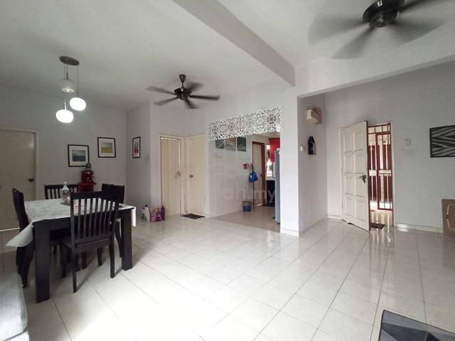 Selesa I-Resort Apartment 1