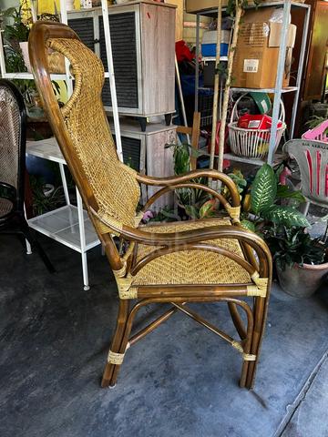 Vintage antique solid rattan/bamboo chair - photo 3 of 6