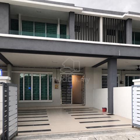 Double storey landed 1