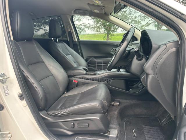2021 Honda HR-V 1.8 V AT Free Warranty HRV - 4
